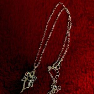 Silvertone Angel 👼 pendant necklace